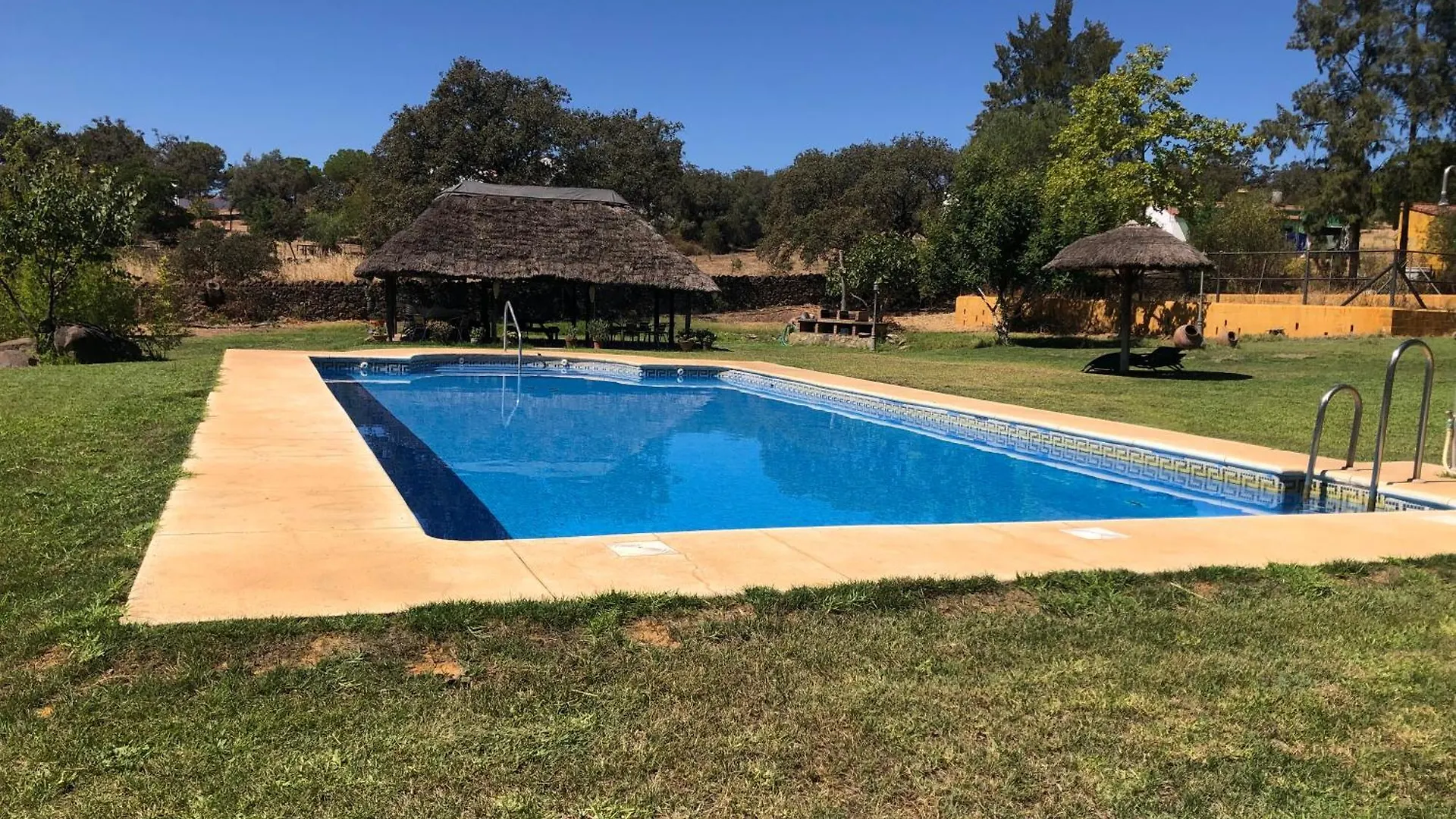 Cortijo Zalamea Villa Zalamea la Real